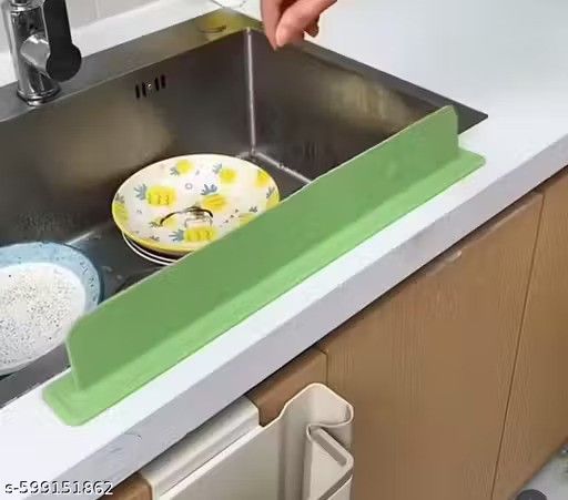 ✨ Kitchen Sink Splash Guard – 💧 Waterproof Splashback for Mess-Free Dish Washing